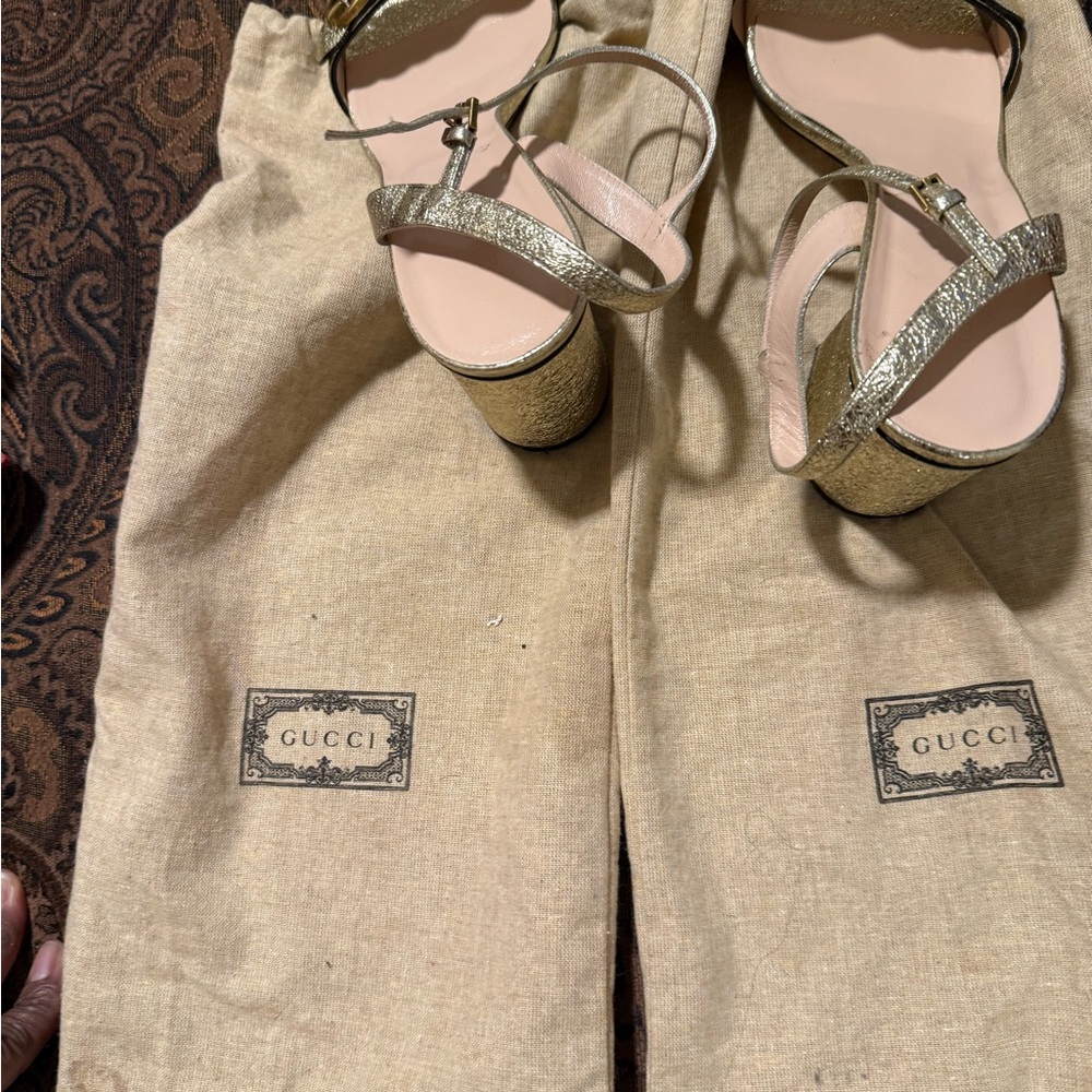 Gucci Women's Elegant Gold Heels - Picture 3 of 3